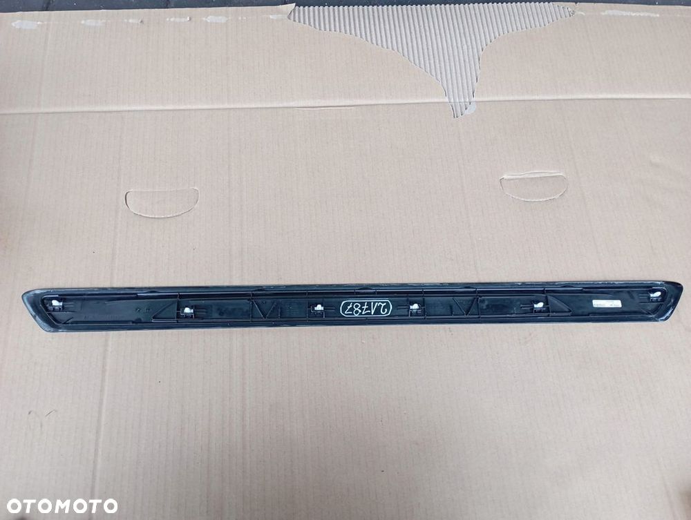 BMW M2 F87 LISTWA NAKŁADKA PROGOWA OZDOBNA PRAWA 8073609 - 2