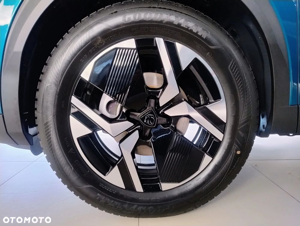 Peugeot 2008 PureTech 100 Allure S&S BVM6 - 4