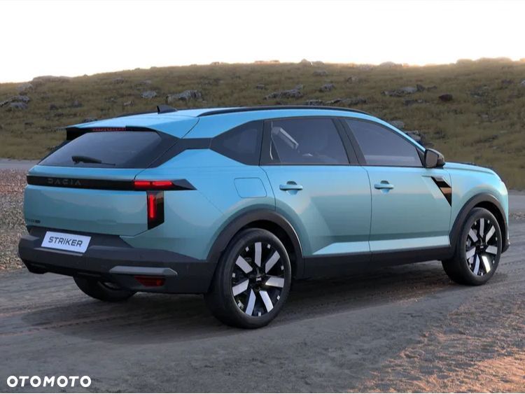 Dacia Striker Hybrid 155 Journey - 3
