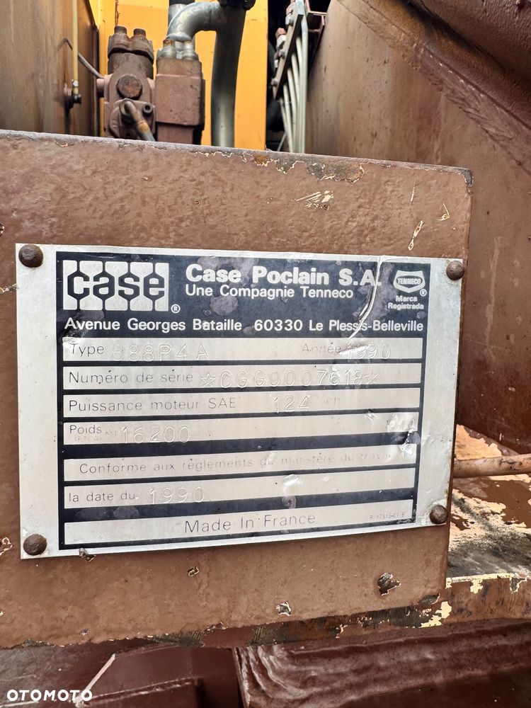 Case 888P4A - 5