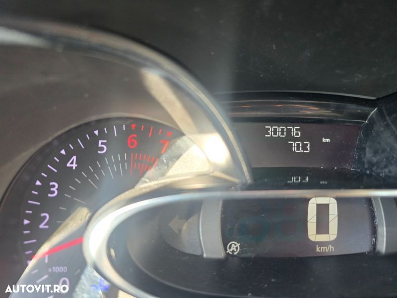 Renault Clio - 11