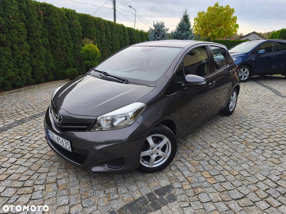Toyota Yaris 1.33 VVT-i - 1