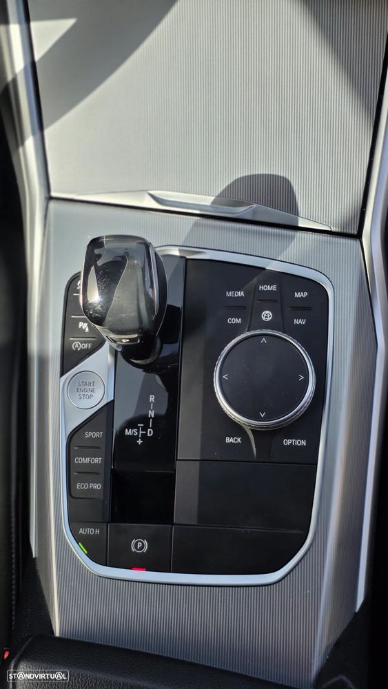 BMW 318 d Pack M Auto - 30