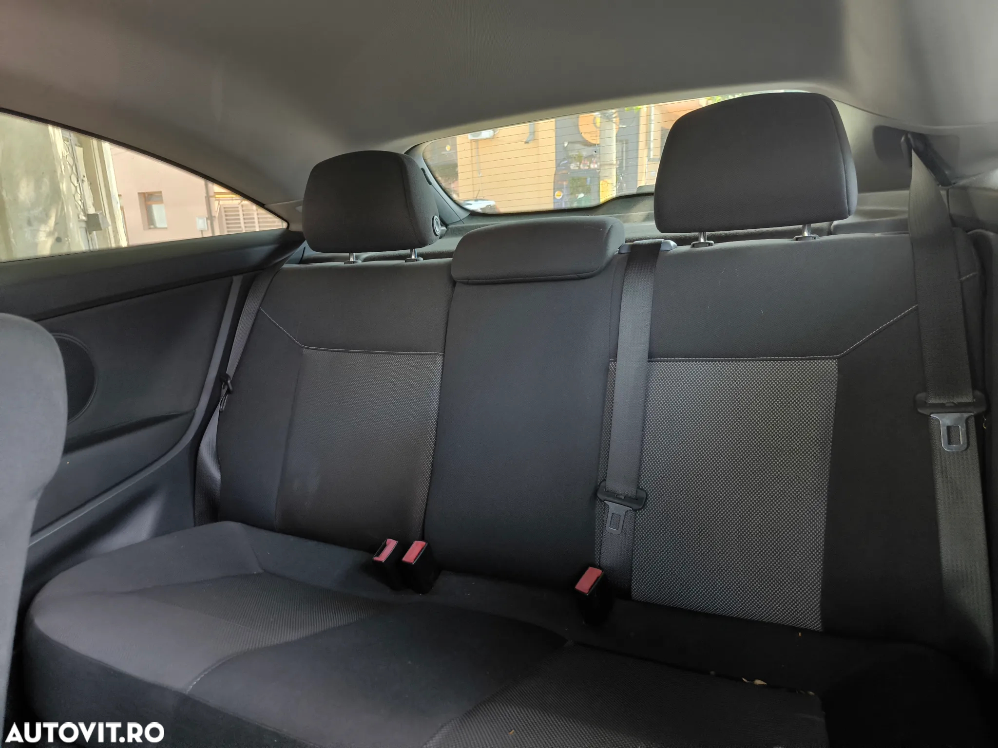 Opel Astra GTC 1.4i Enjoy - 10