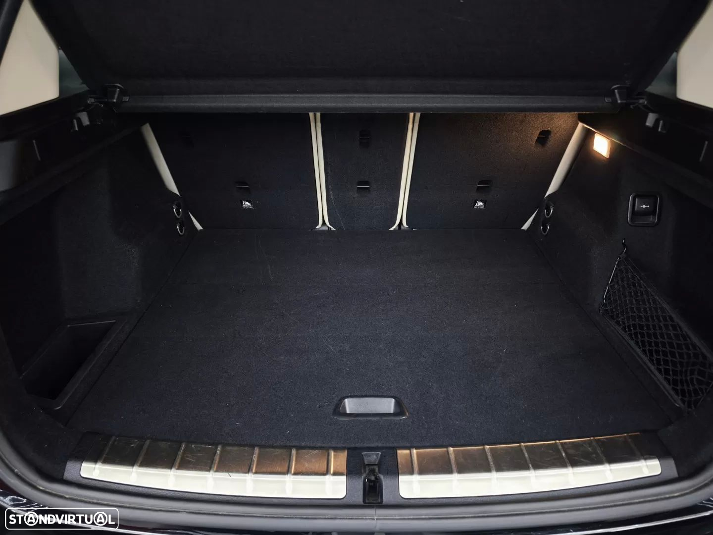 BMW X1 18 i sDrive xLine - 18