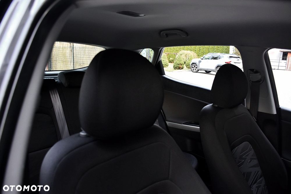 Kia Ceed 1.4 L - 33