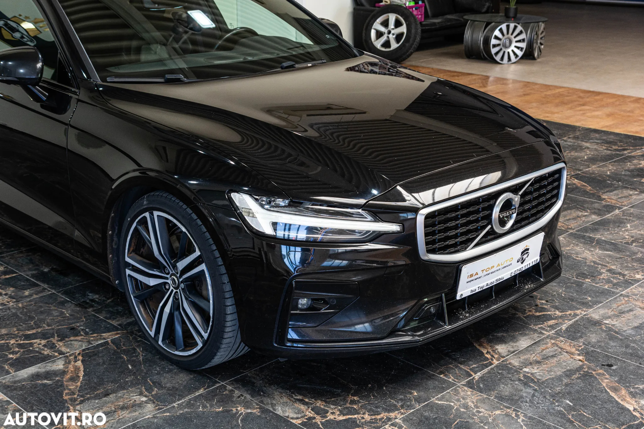 Volvo S60 T5 AWD R-Design - 13