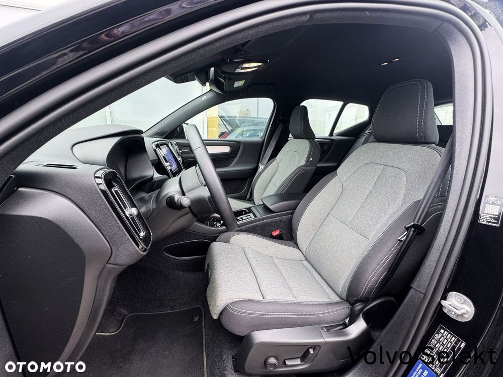Volvo XC 40 - 33