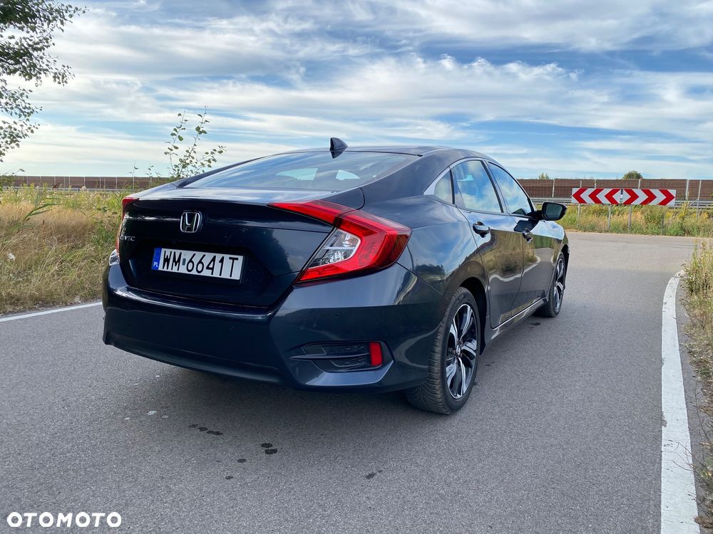 Honda Civic 1.5 i-VTEC Turbo Executive - 4