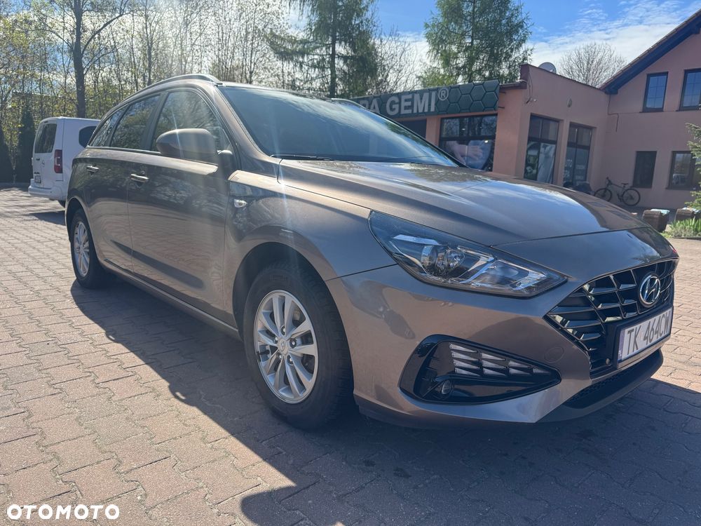 Hyundai i30 1.5 DPI Classic + - 2