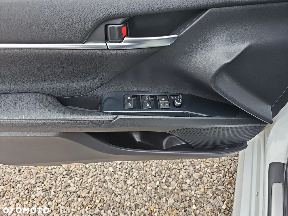 Toyota Camry 2.5 Hybrid Executive CVT - 14