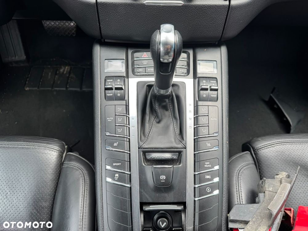 Porsche Macan - 21