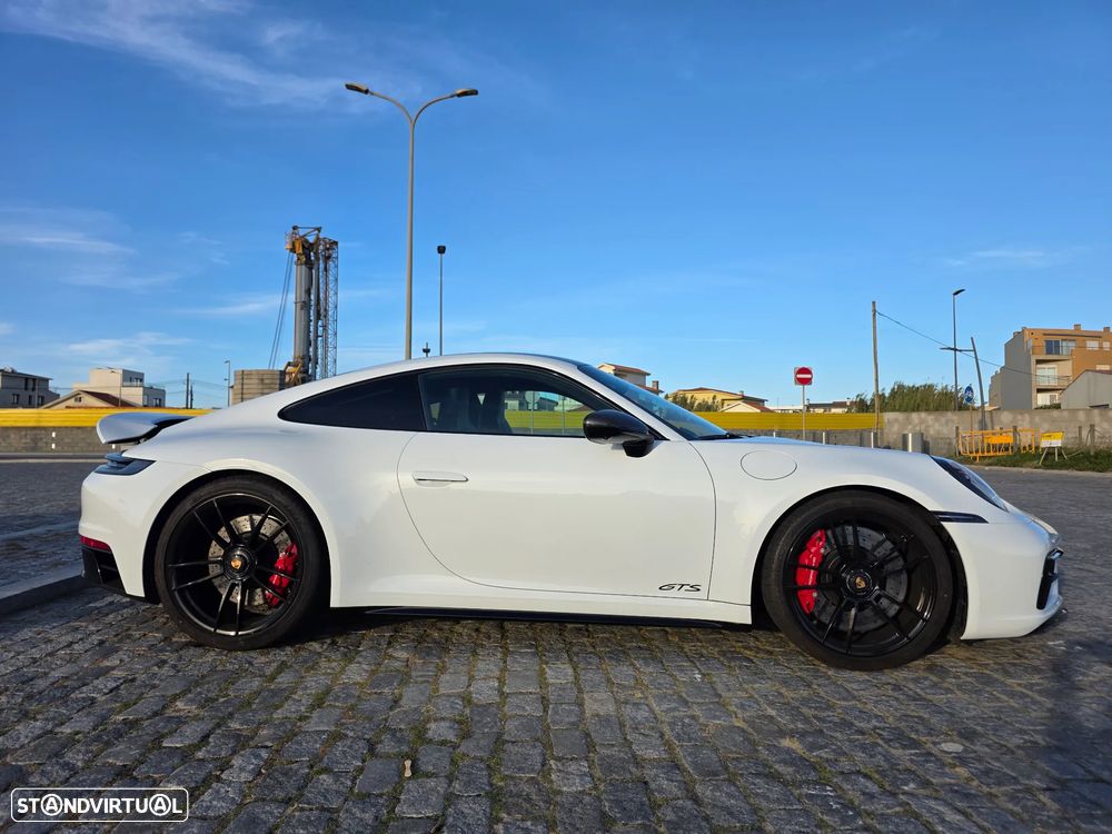 Porsche 911 (992) Carrera 4 GTS PDK - 3