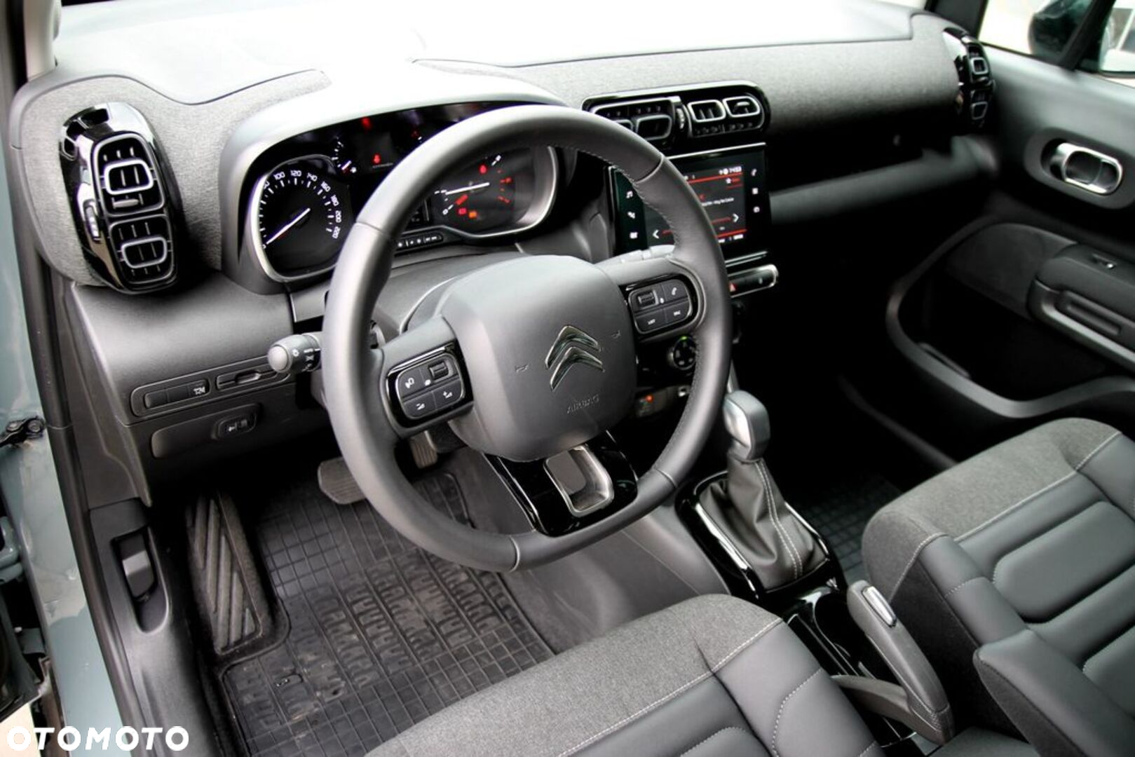 Citroën C3 Aircross 1.2 PureTech Shine S&S EAT6 - 3