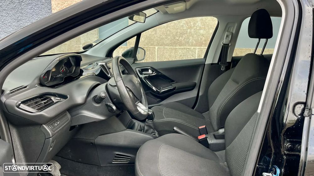 Peugeot 208 1.6 BlueHDi Allure - 12