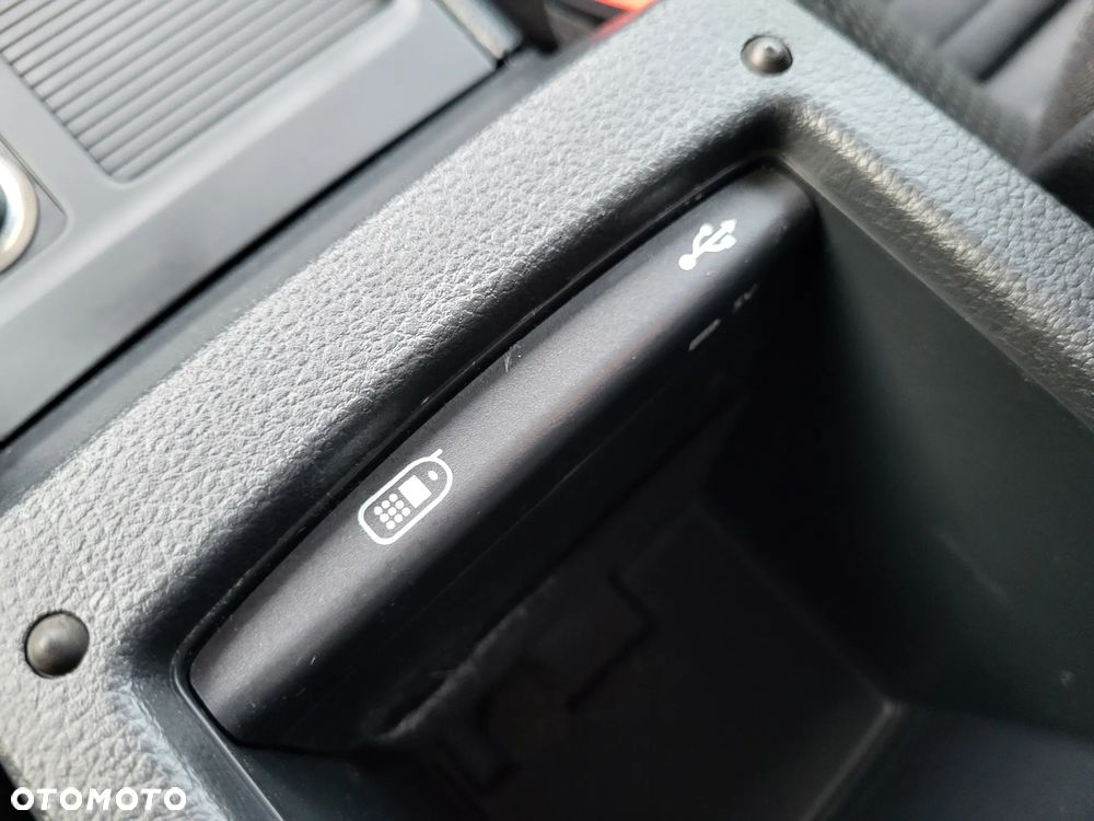 Volkswagen Golf Variant 2.0 TDI BlueMotion Technology Cup - 36