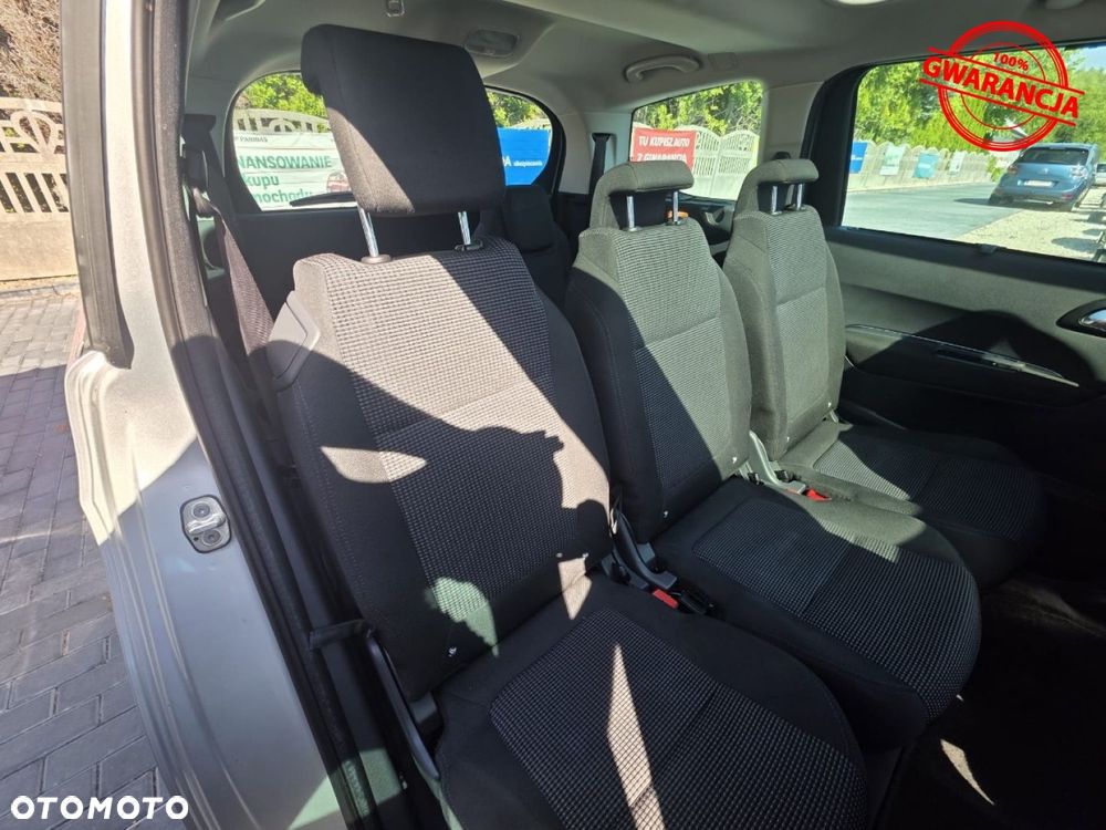 Peugeot 5008 - 24