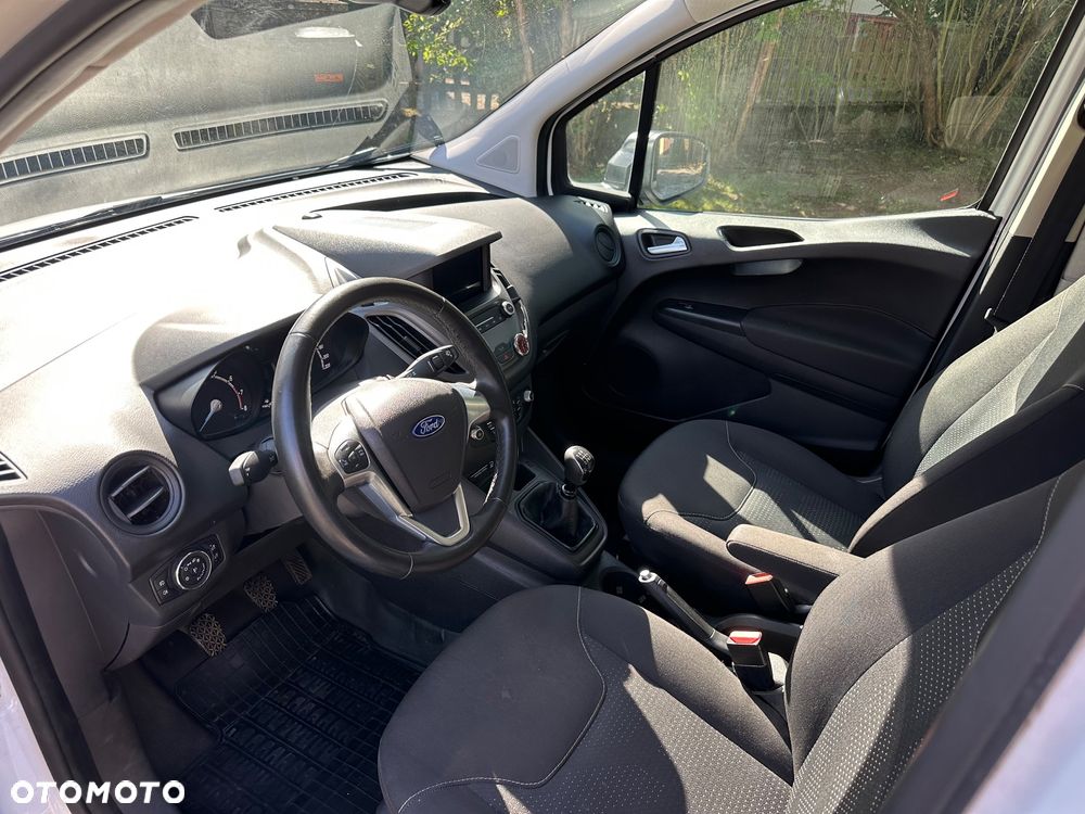 Ford Courier - 9