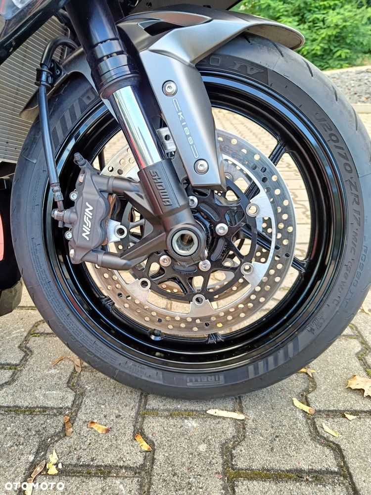 Kawasaki ZX - 17
