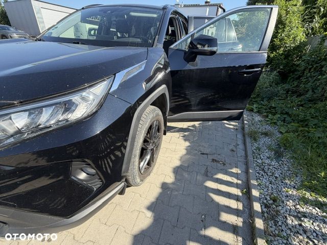Toyota RAV4 - 5