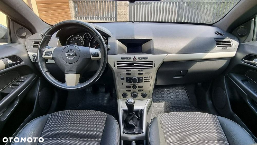 Opel Astra - 14
