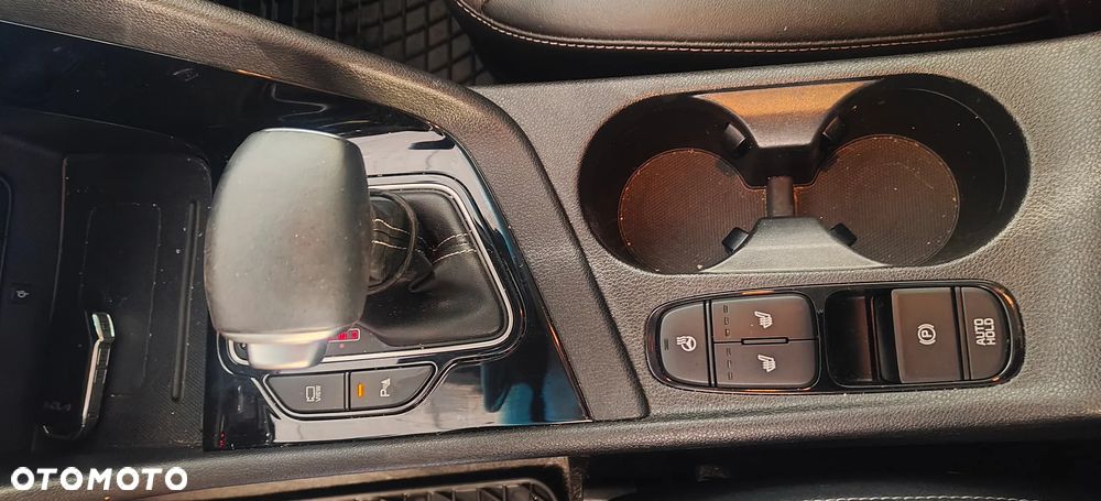 Kia Niro 1.6 GDI Hybrid Business Line - 13