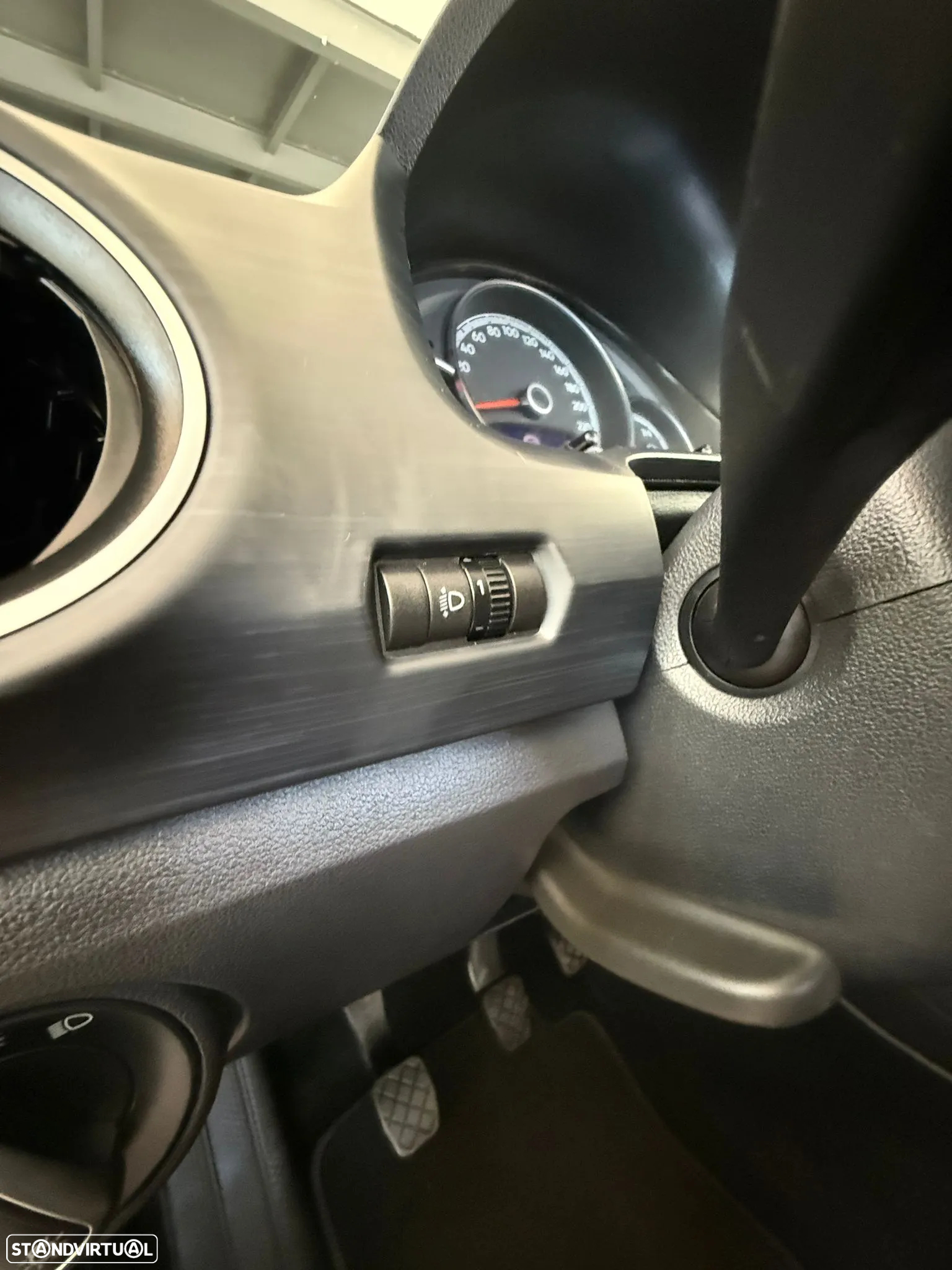 VW Cross Up! 1.0 BMT - 18