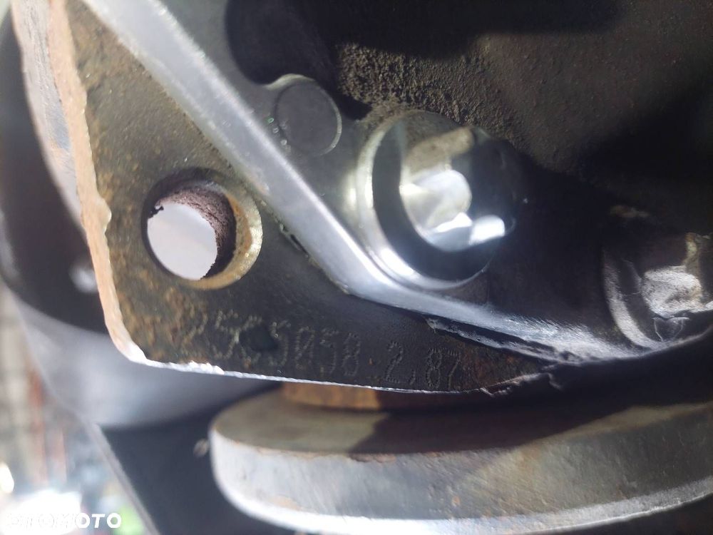 KOMPLETNE ZAWIESZENIE BELKA SANKI TYŁ + DYFER MERCEDES W211 2.2 CDI 2.87 - 6
