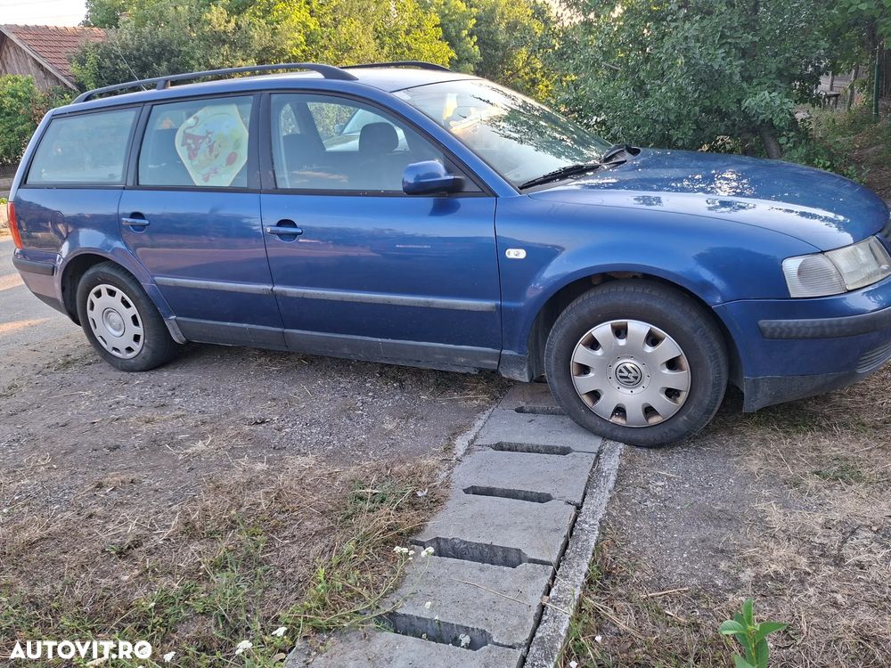 Volkswagen Passat Variant TDI - 2