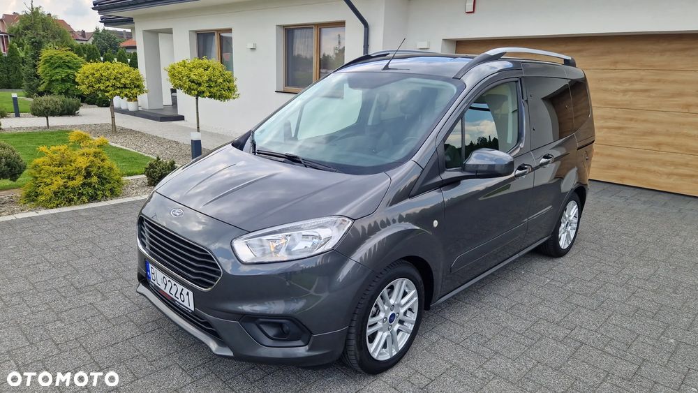 Ford Tourneo Courier 1.0 EcoBoost S&S Titanium - 2