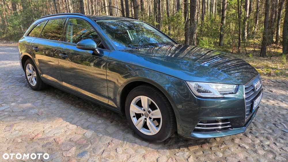 Audi A4 Avant 2.0 TDI DPF Ambiente - 2