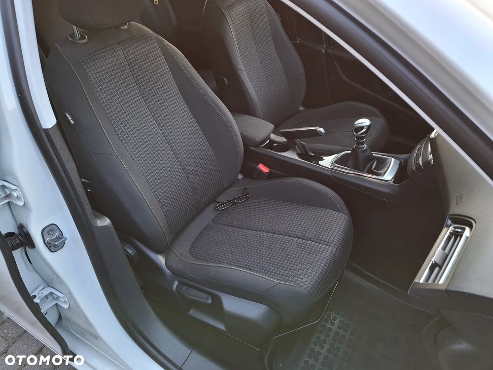 Opel Astra 1.6 CDTI Enjoy S&S - 18