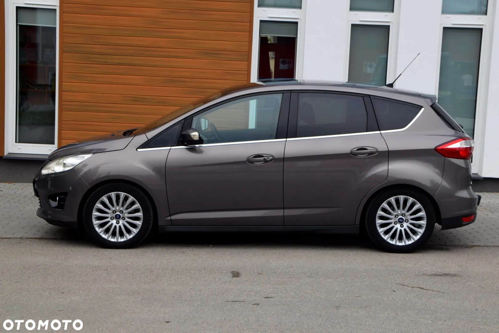 Ford C-MAX 2.0 TDCi Titanium - 7