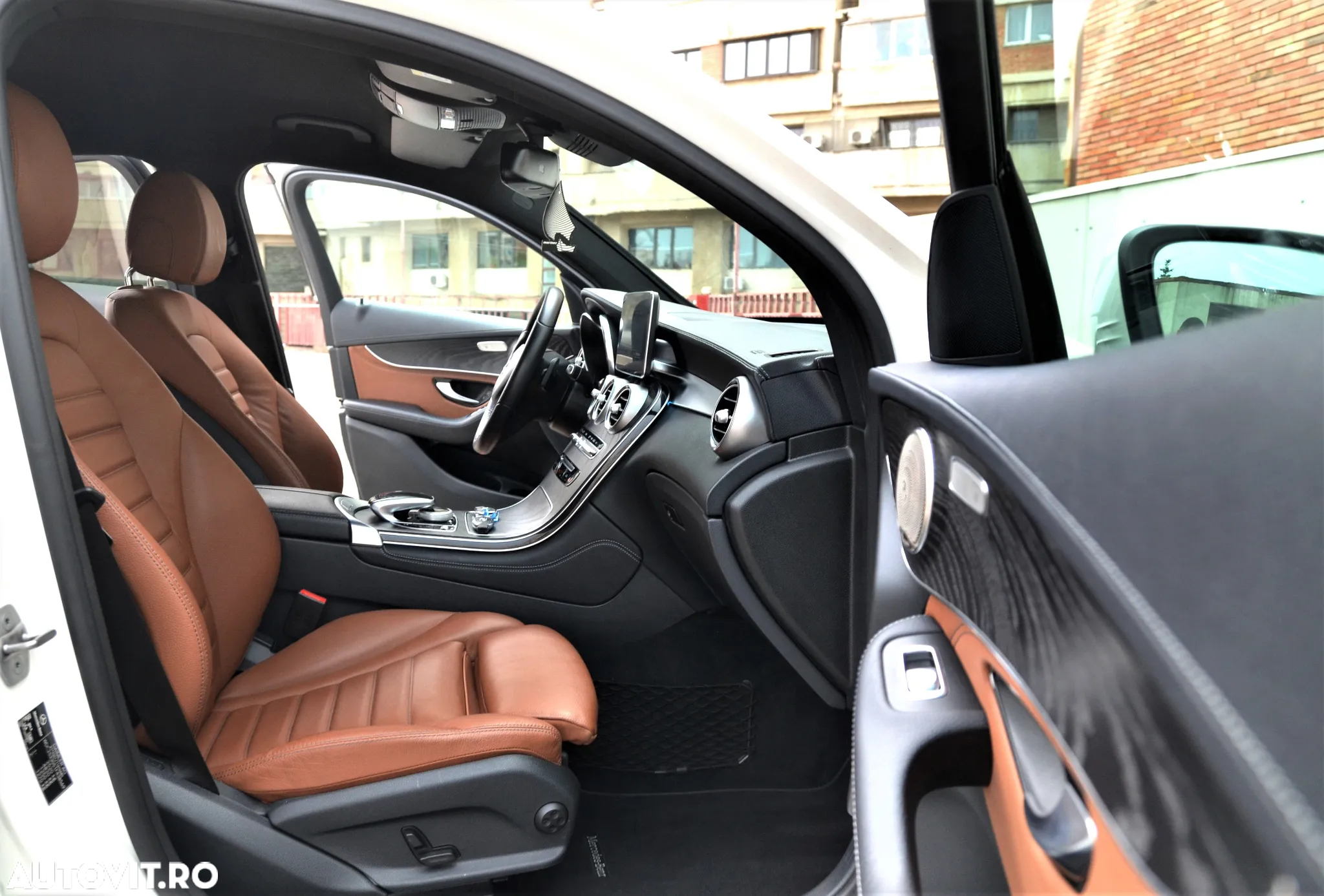 Mercedes-Benz GLC Coupe 220 d 4MATIC - 11