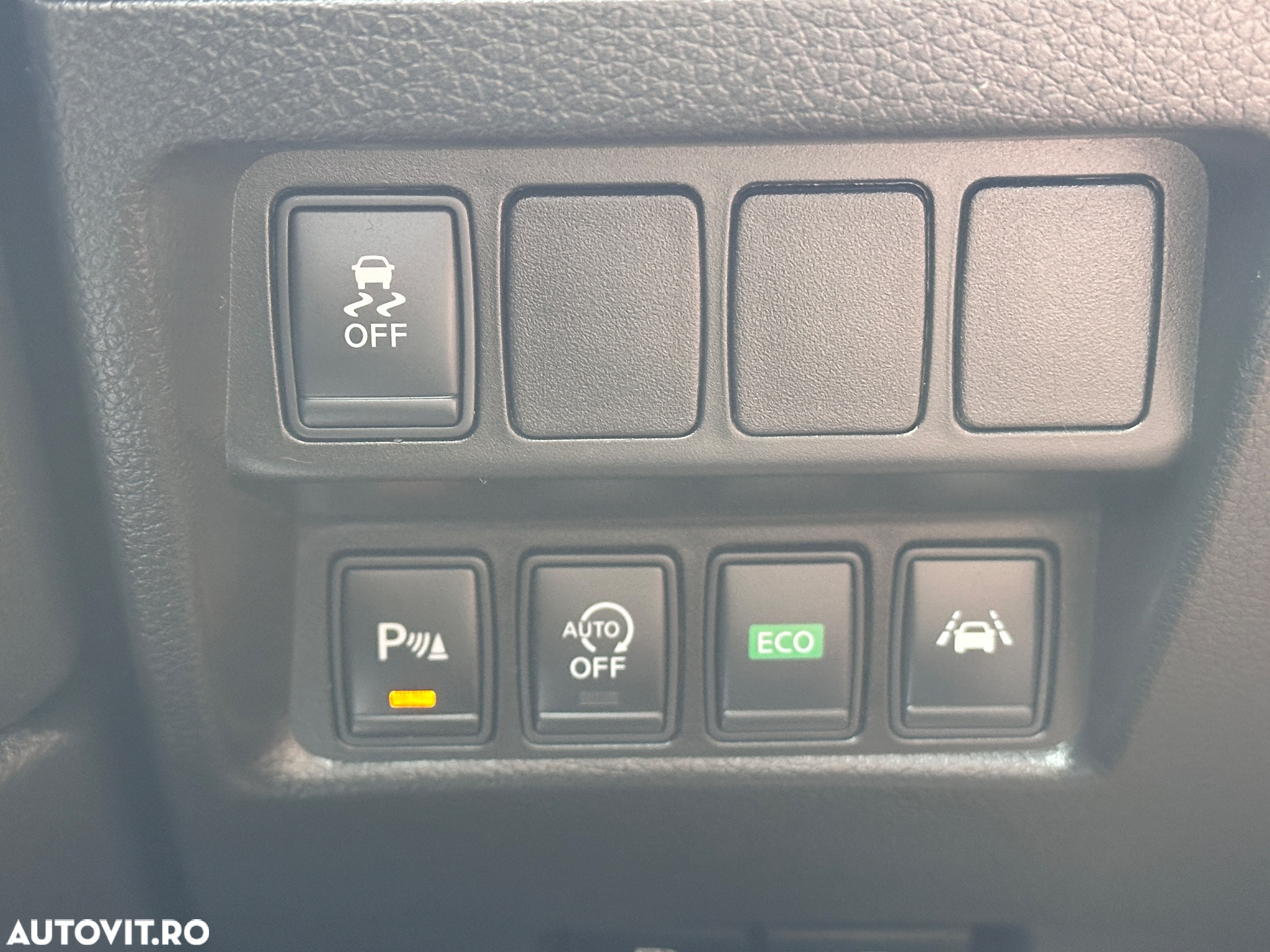 Nissan Qashqai 1.6 DCI Start/Stop X-TRONIC Tekna - 26