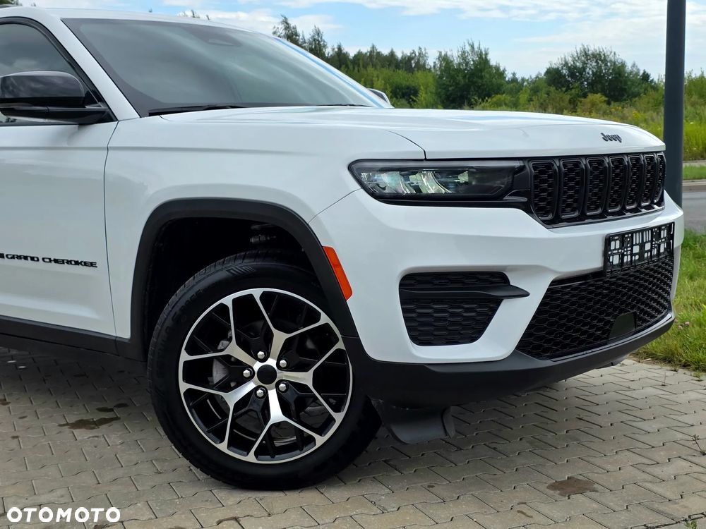 Jeep Grand Cherokee - 4