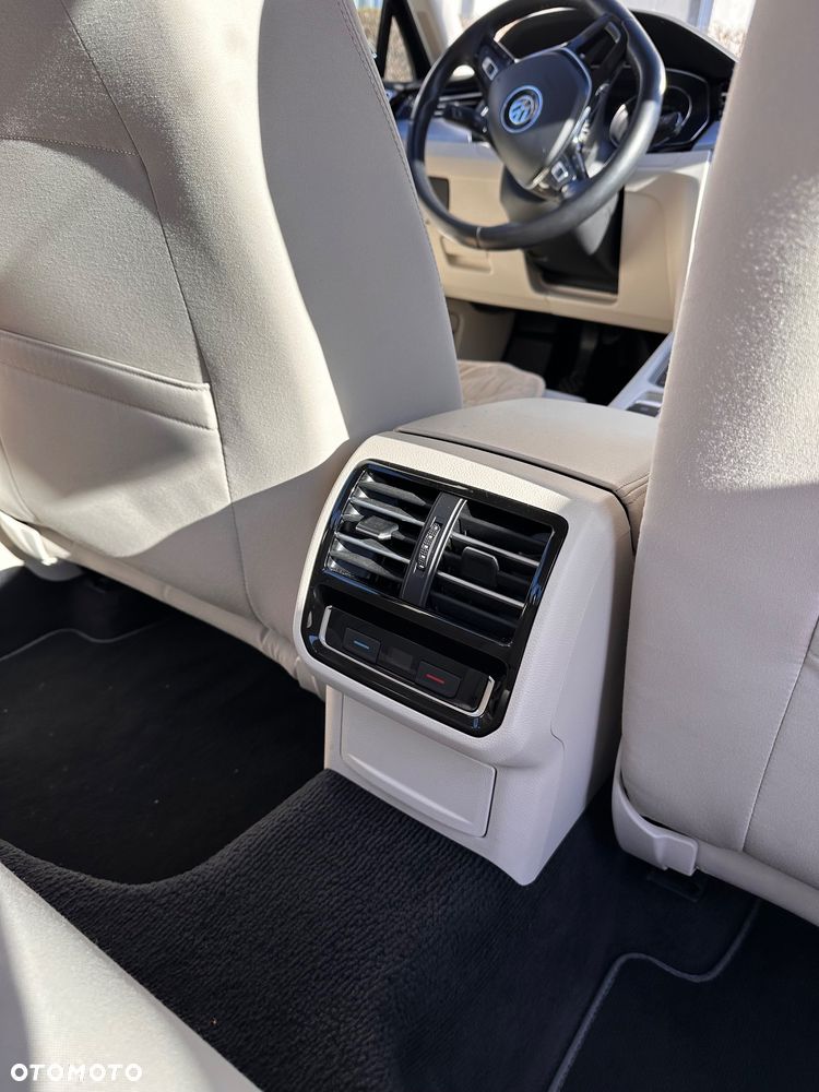Volkswagen Passat 1.4 TSI BMT ACT Comfortline - 8