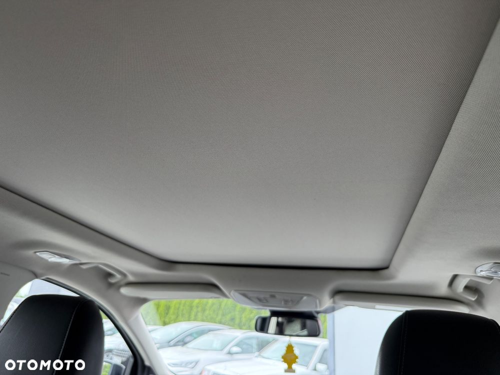 Ford Kuga - 23