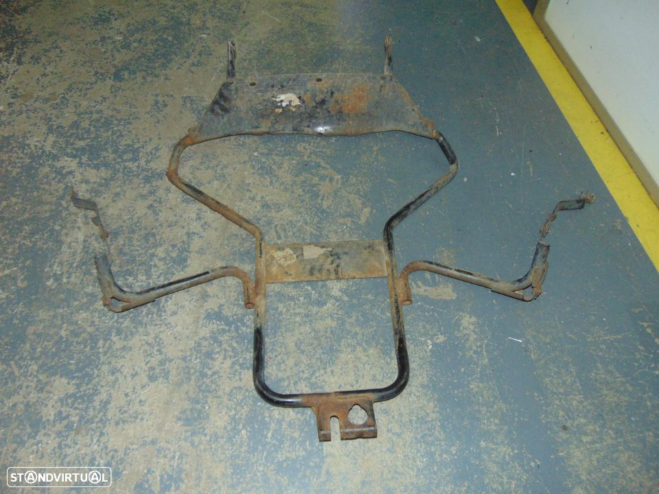 Nissan patrol suporte do pneu suplente - 2