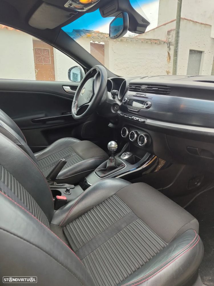 Alfa Romeo Giulietta 1.6 JTDm Progression - 6