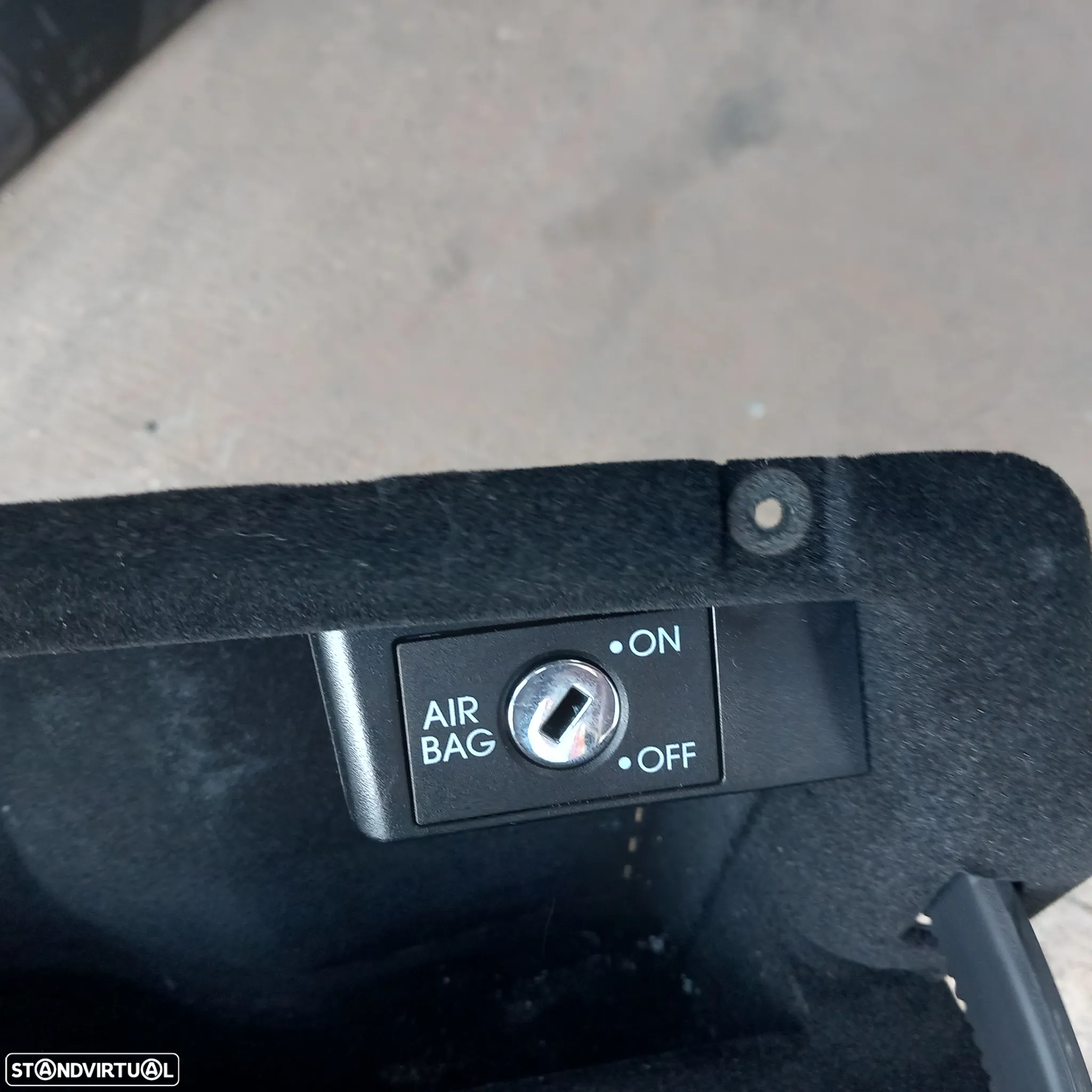 Porta luvas vw passat ano 2002 - 4