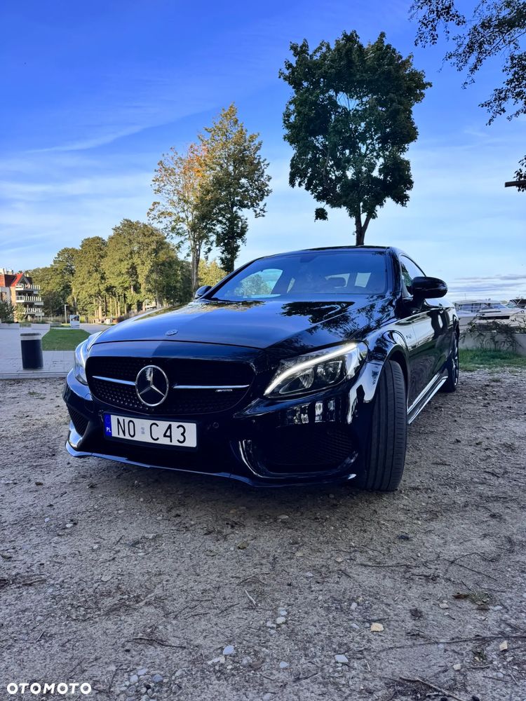 Mercedes-Benz Klasa C AMG 43 4-Matic - 4