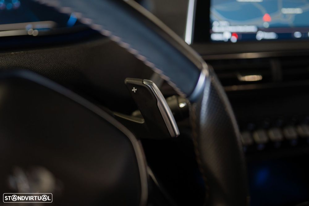 Peugeot 3008 1.5 BlueHDi GT Line EAT8 - 32