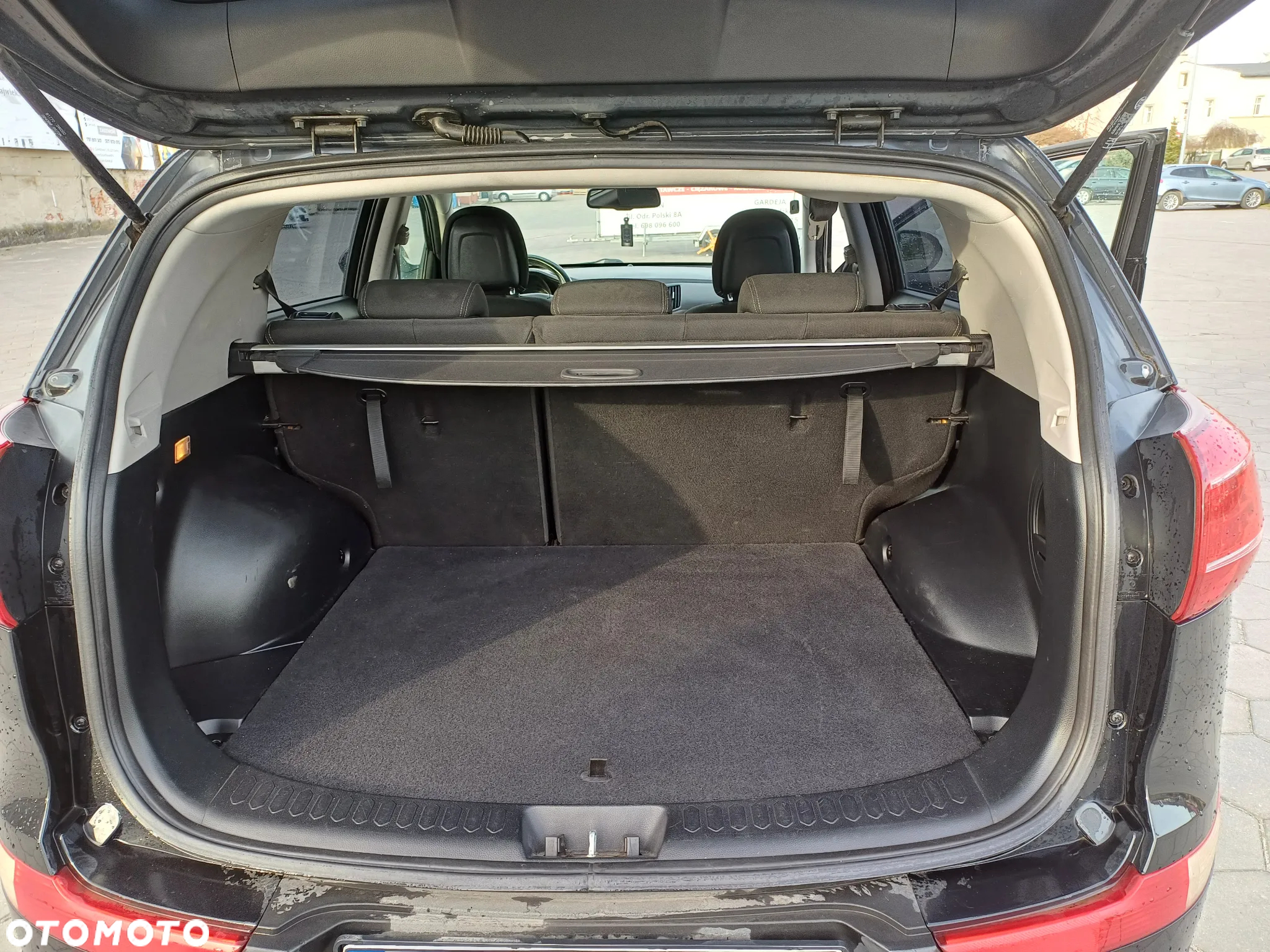 Kia Sportage - 10