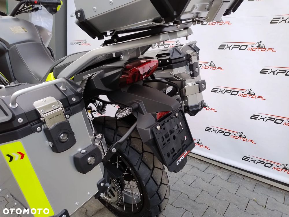 QJMOTOR SVT 650 - 5