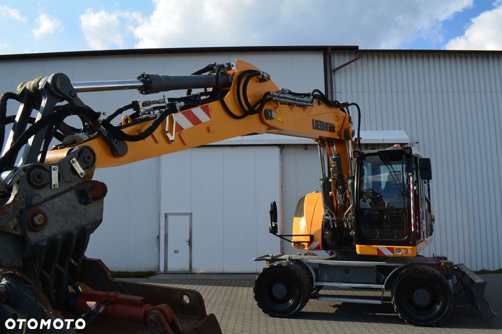 Liebherr A 918 Litronic / STAN PERFEKT / 18T / JAK NOWA / - 37