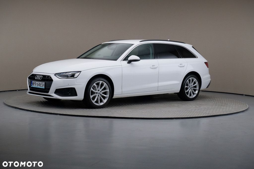 Audi A4 - 1