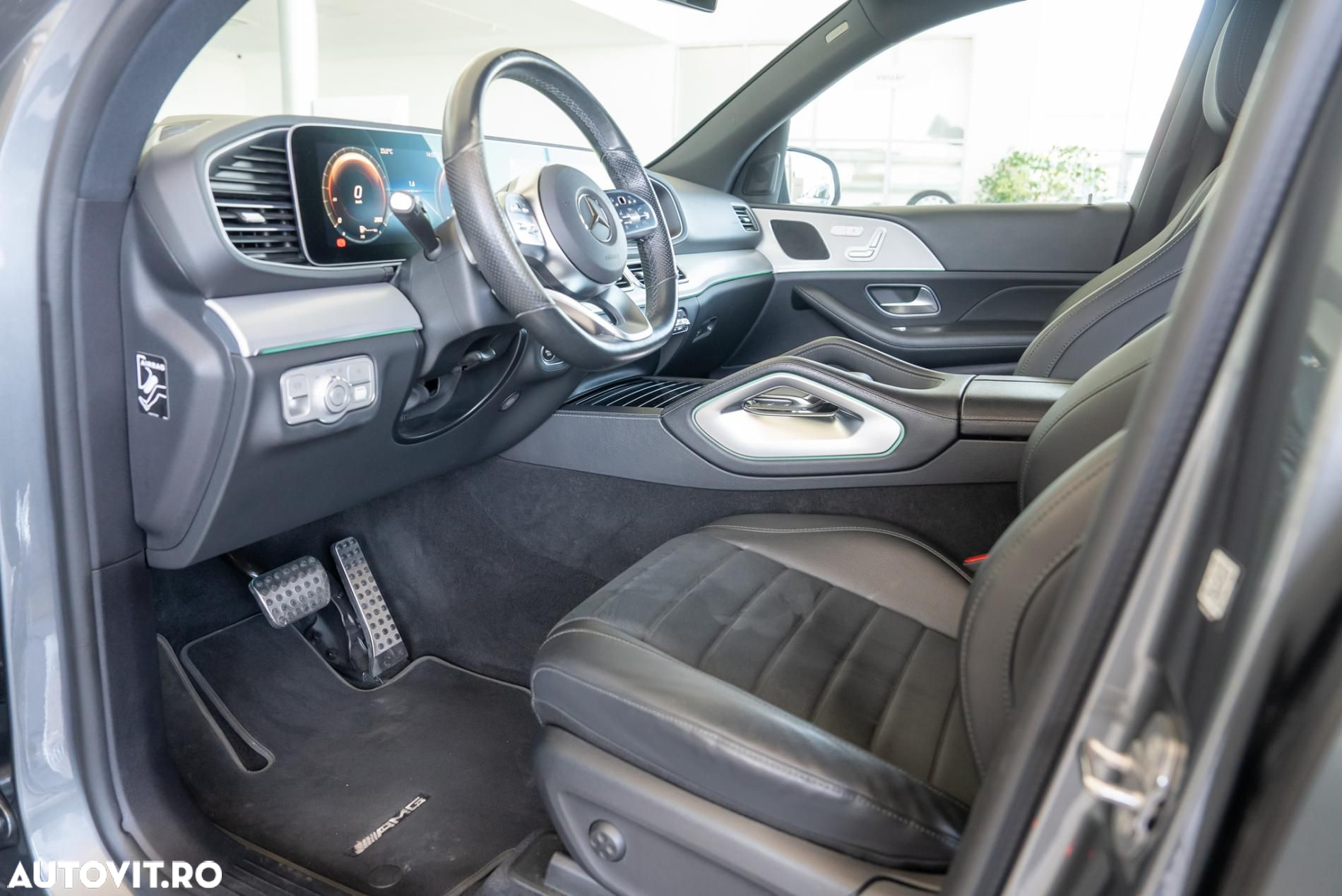 Mercedes-Benz GLE 450 4Matic 9G-TRONIC AMG Line - 13