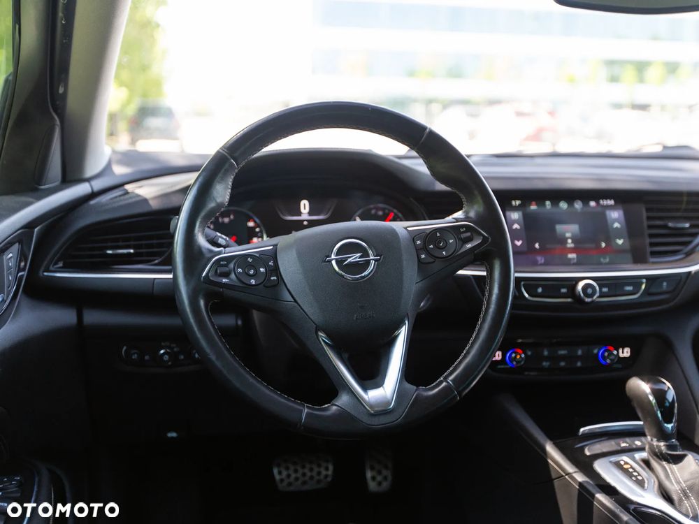 Opel Insignia 2.0 CDTI automatik Business Innovation - 19