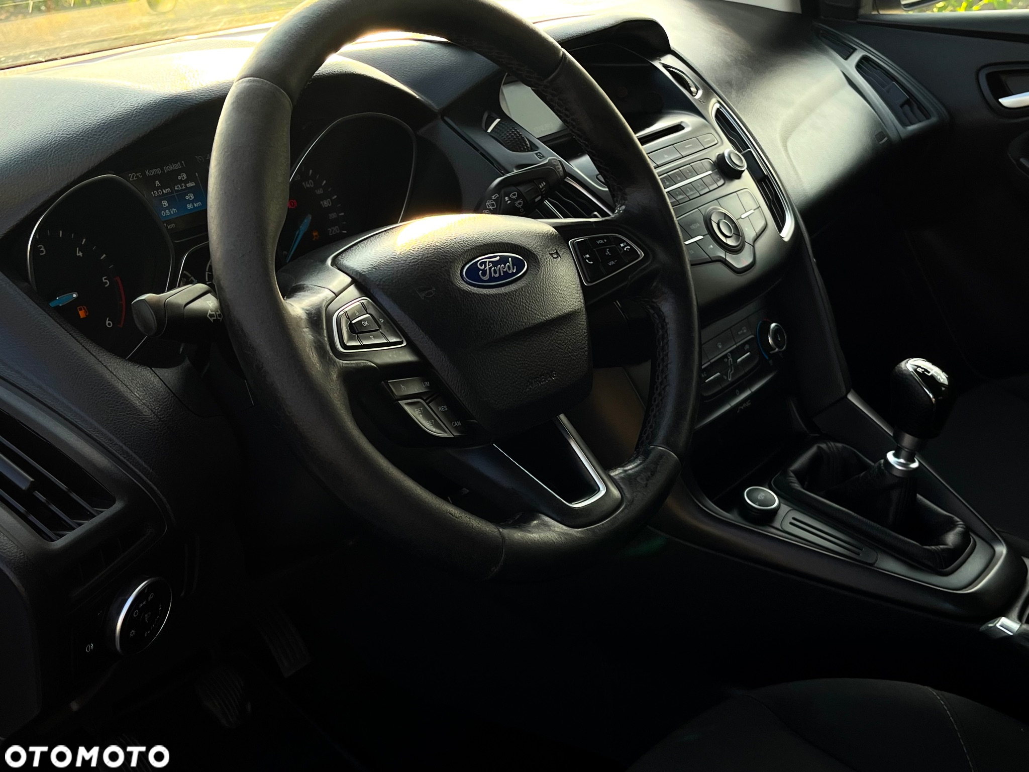 Ford Focus 1.6 TDCi DPF Start-Stopp-System SYNC Edition - 18